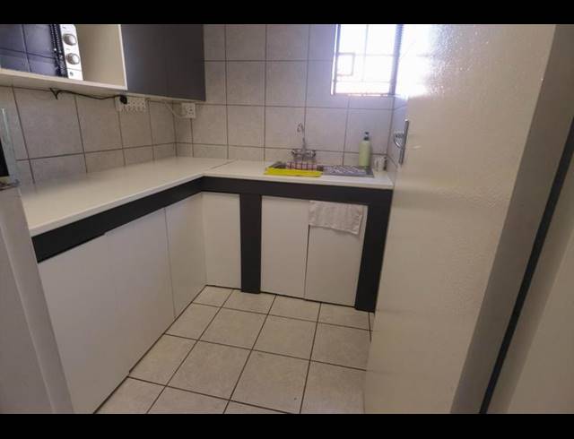 INDUSTRIAL PROPERTY TO RENT IN WALTLOO